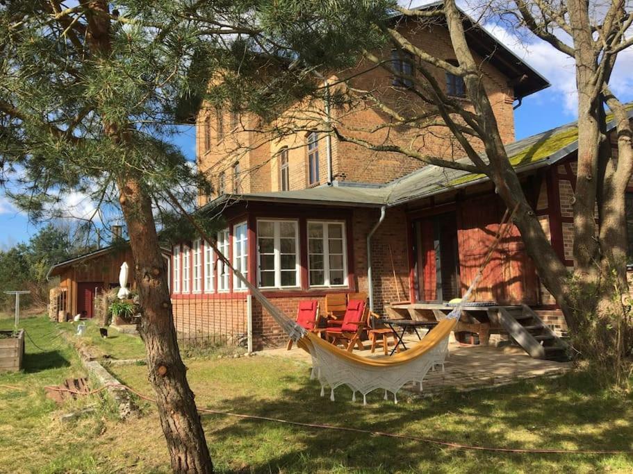 Romantisches Am Waldesrand Mit Gartensauna Schwarz