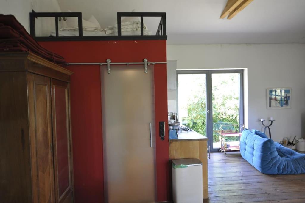 Apartment Romantisches Am Waldesrand Mit Gartensauna Schwarz